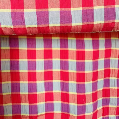 Tissu Gaufré à carreaux Rouge  x10cm